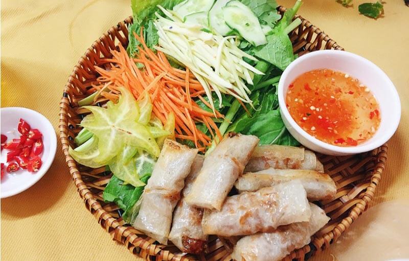 Món ăn hấp dẫn ở Đà Nẵng