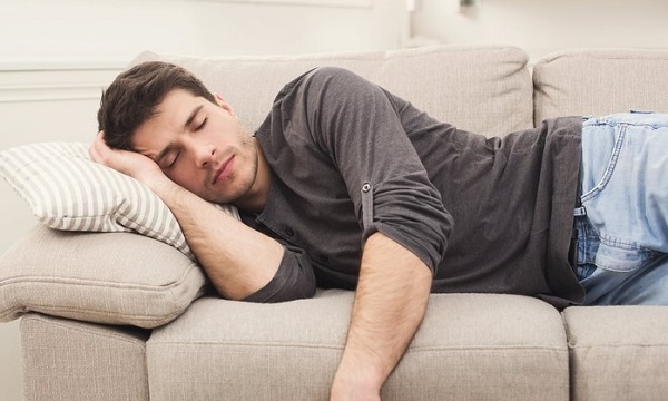 giấc ngủ power nap kiểu Nhật