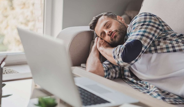 giấc ngủ power nap kiểu Nhật